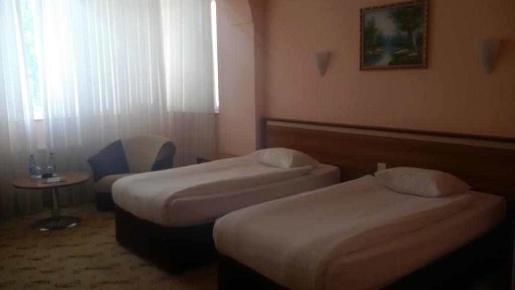 River Side Hotel Mingəçevir Zimmer foto